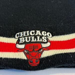 Vintage Chicago Bulls LOGO 7 Winter Beanie NBA Official Licensed One Size 90's